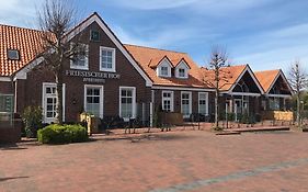 Friesischer Hof, Ferienwohnungen mit Indoor Spielplatz, kostenfreien Parkplatz und W-Lan